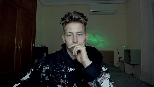 Snapshot of Findom_alpha chatting on March 9, 7:59 pm Findom alpha online show from March 9, 7:59 pm