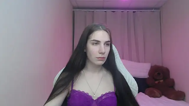 Snapshot of NikaStark_ chatting on April 17, 6:44 pm NikaStark online show from April 17, 6:44 pm