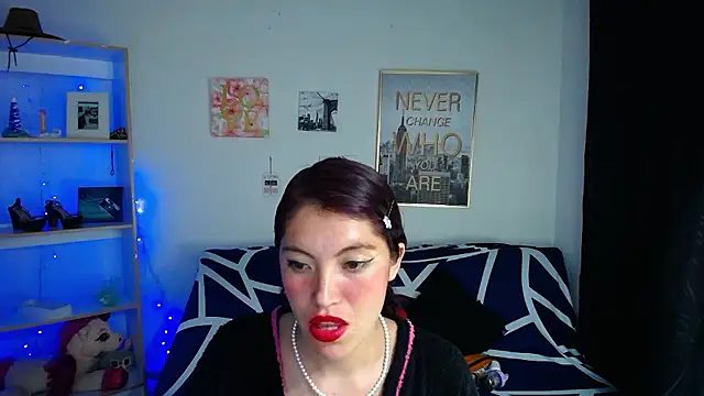 Sian  1 online show from December 2, 10:34 pm