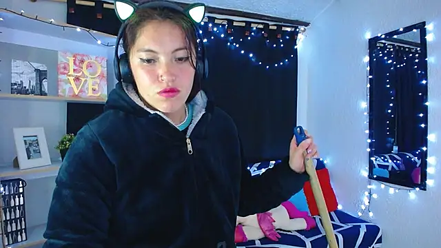 Sian  1 online show from February 20, 7:41 pm