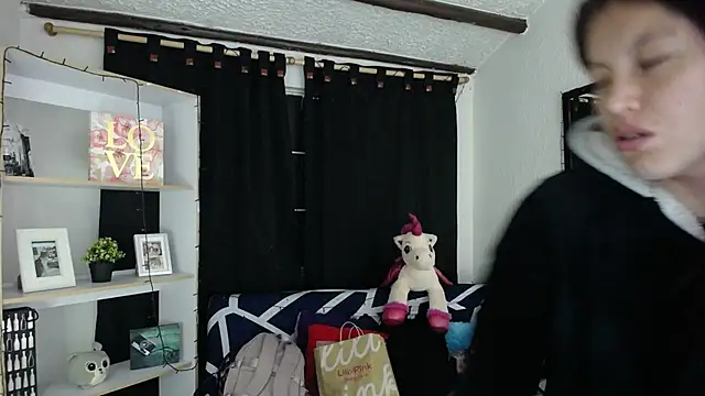 Sian  1 online show from March 4, 2:53 pm