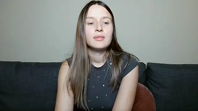 Snapshot of Submissive_love chatting on January 25, 8:21 pm Submissive love online show from January 25, 8:21 pm