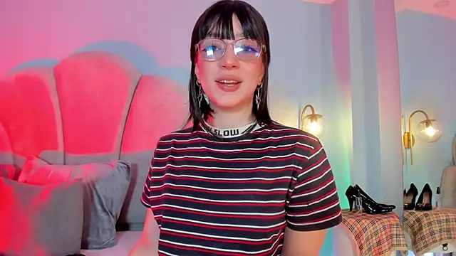 sweeet peach online show from September 29, 10:25 pm