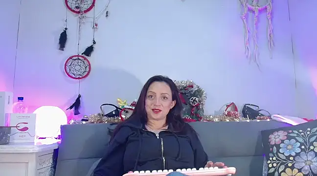 catalinamommyx online show from December 28, 1:59 pm