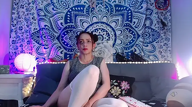 catalinamommyx online show from January 15, 1:56 am