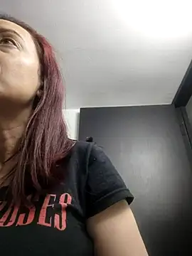 catalinamommyx online show from September 24, 2:37 am