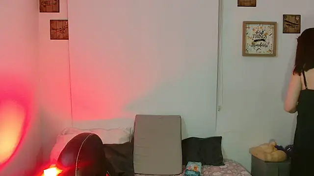 catalinamommyx online show from September 28, 12:16 am