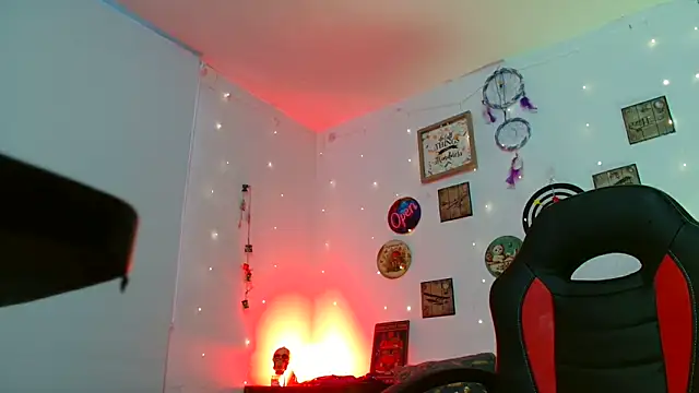 catalinamommyx online show from March 2, 10:49 pm