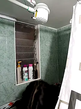 Snapshot of Bonny_Klote chatting on September 24, 12:19 pm Bonny Klote online show from September 24, 12:19 pm