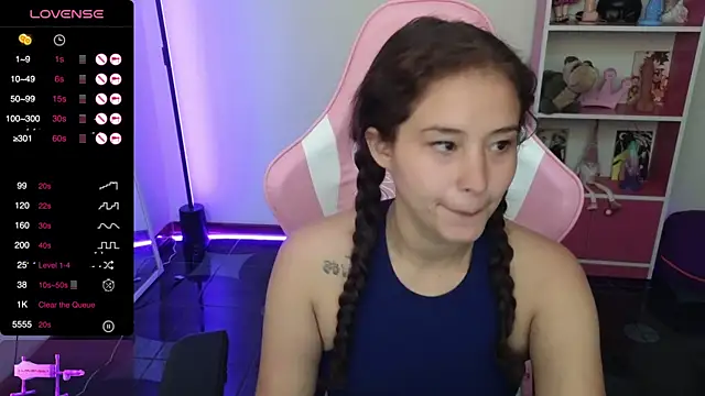 redbarbiedollx online show from March 14, 1:24 pm