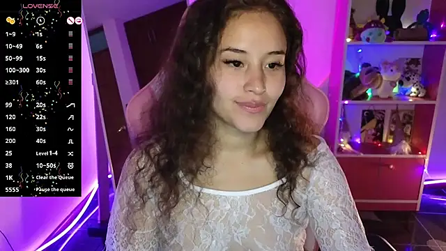 redbarbiedollx online show from September 28, 1:22 am