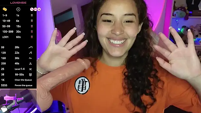 redbarbiedollx online show from October 6, 11:13 pm