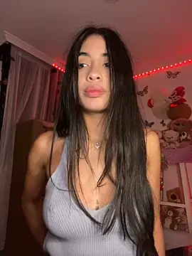 lina pink online show from December 18, 3:15 am