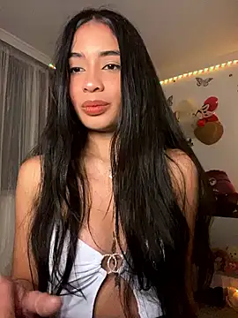 lina pink online show from January 3, 6:11 am