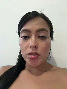 Karla-sexy01 online show from May 4, 10:50 pm