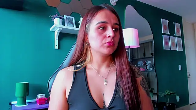 evy orange1 online show from May 15, 6:04 pm