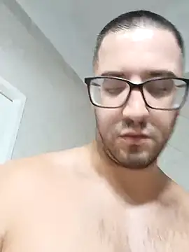 Snapshot of maxiporonga1 chatting on April 3, 4:54 am maxiporonga1 online show from April 3, 4:54 am