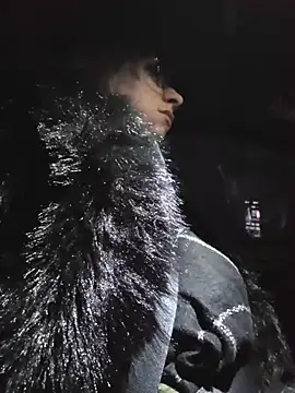 Snapshot of Giuliana_baby chatting on December 20, 7:04 am Giuliana baby online show from December 20, 7:04 am