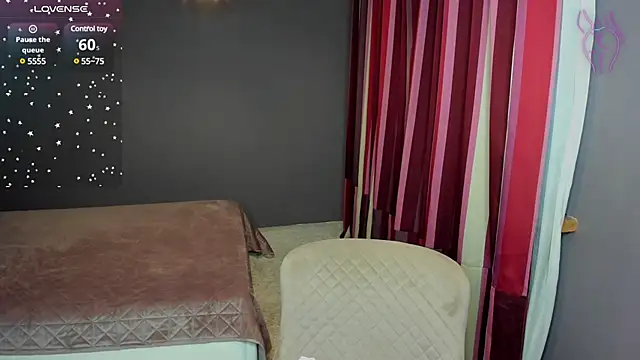 AnitaMays online show from December 23, 1:13 pm