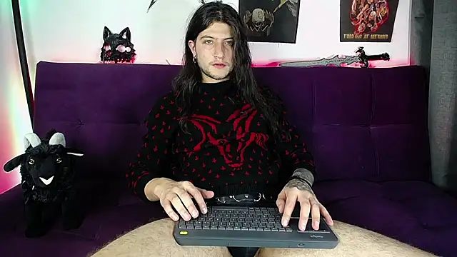 blckwolf 6 online show from December 7, 9:55 pm