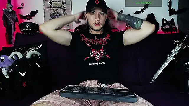 blckwolf 6 online show from October 20, 7:36 pm