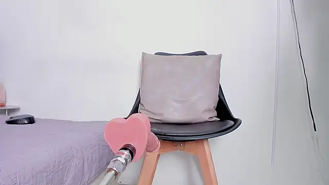 Katalella murillo online show from March 8, 9:50 am