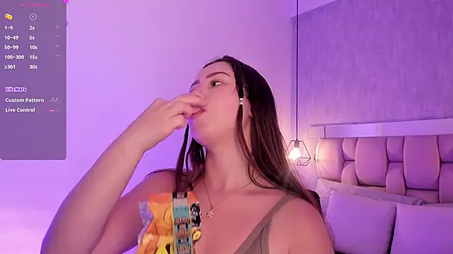 Roxie-Summers11 online show from January 30, 7:37 pm