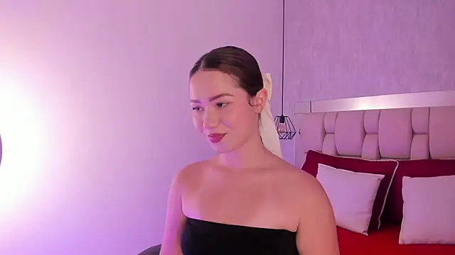 Roxie-Summers11 online show from March 3, 7:28 pm