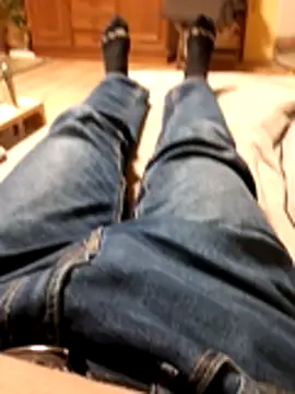 Snapshot of Big_Dick_22_in_Room chatting on November 15, 1:18 pm Big Dick 22 in Room online show from November 15, 1:18 pm