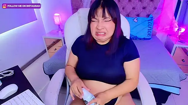 Emma monserrat online show from October 20, 7:14 pm