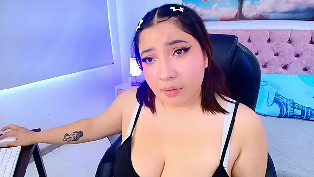 Emma monserrat online show from January 13, 8:25 pm