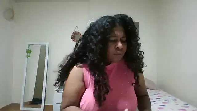 Ivon-09 online show from May 17, 11:50 am