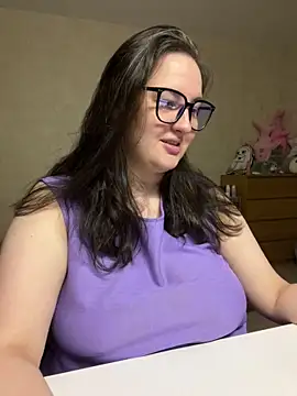 Snapshot of hungry1bunny chatting on January 25, 4:57 pm hungry1bunny online show from January 25, 4:57 pm