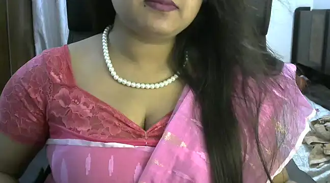 Snapshot of SweetGirlRani143 chatting on December 2, 6:54 pm SweetGirlRani143 online show from December 2, 6:54 pm