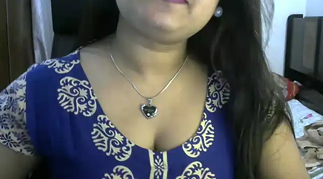 Snapshot of SweetGirlRani143 chatting on December 2, 10:01 pm SweetGirlRani143 online show from December 2, 10:01 pm