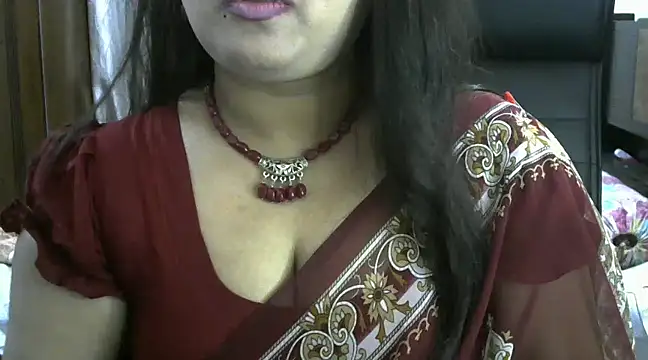 Snapshot of SweetGirlRani143 chatting on December 6, 9:35 pm SweetGirlRani143 online show from December 6, 9:35 pm