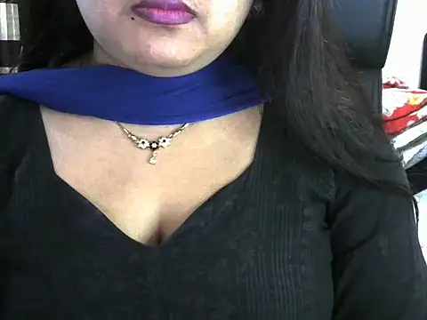 Snapshot of SweetGirlRani143 chatting on December 18, 8:25 pm SweetGirlRani143 online show from December 18, 8:25 pm