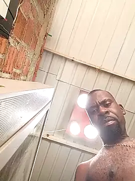 Yairelnegro online show from April 2, 5:54 pm