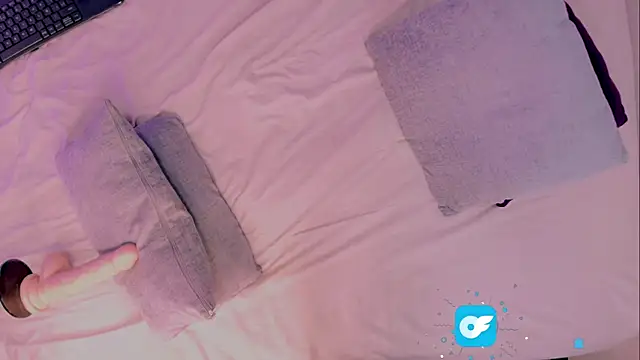 Candle  lz online show from November 27, 7:21 am