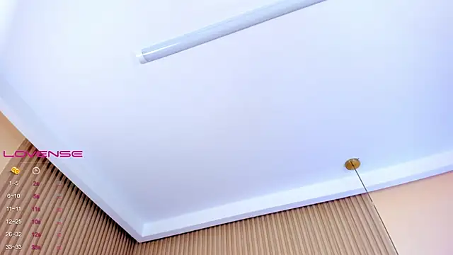 Snapshot of kathecute__ chatting on December 21, 1:47 am kathecute   online show from December 21, 1:47 am