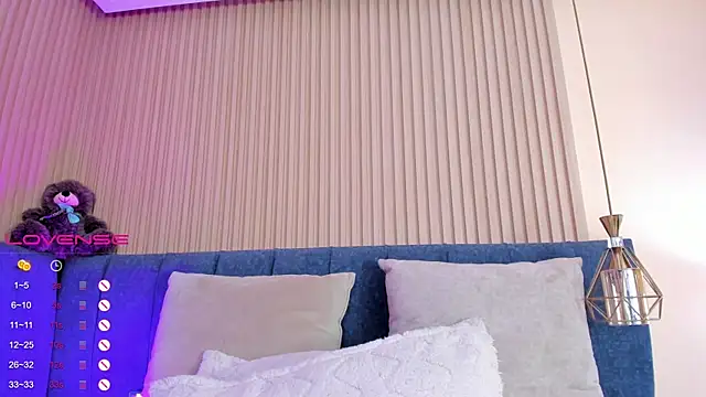 Snapshot of kathecute__ chatting on February 8, 4:57 am kathecute   online show from February 8, 4:57 am