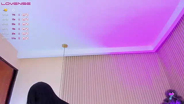 Snapshot of kathecute__ chatting on February 11, 2:03 am kathecute   online show from February 11, 2:03 am