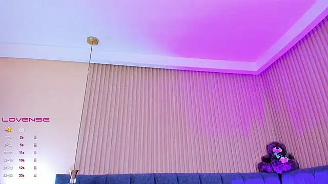 Snapshot of kathecute__ chatting on March 1, 1:53 am kathecute   online show from March 1, 1:53 am