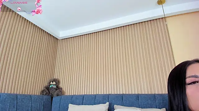 Snapshot of kathecute__ chatting on October 17, 1:31 am kathecute   online show from October 17, 1:31 am