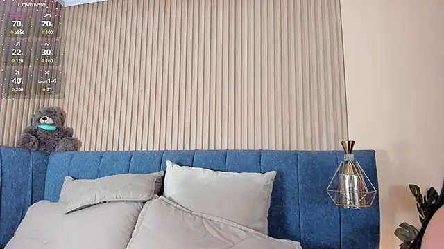 Snapshot of kathecute__ chatting on February 14, 1:46 am kathecute online show from February 14, 1:46 am