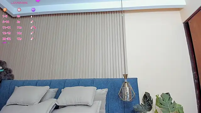 Snapshot of kathecute__ chatting on March 12, 1:45 am kathecute online show from March 12, 1:45 am