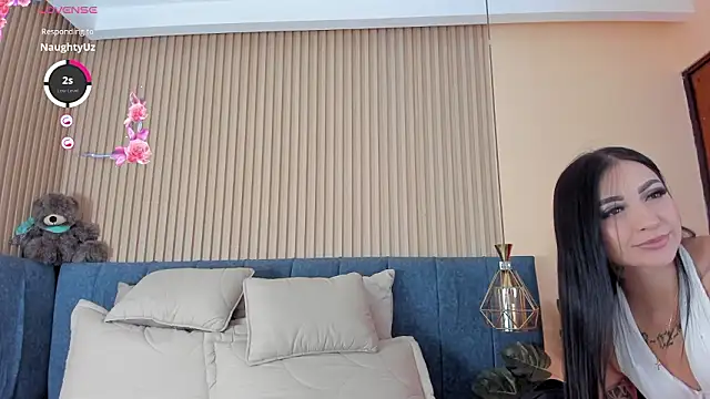 Snapshot of kathecute__ chatting on March 13, 1:45 am kathecute online show from March 13, 1:45 am