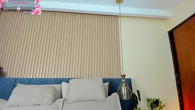 kathecute   online show from May 5, 1:46 am