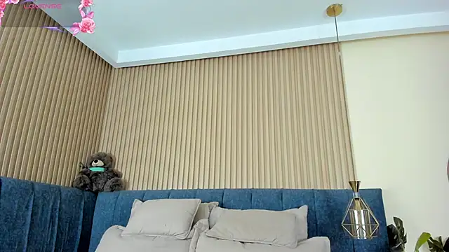 kathecute   online show from May 6, 1:36 am