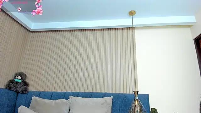 kathecute   online show from May 20, 1:45 am
